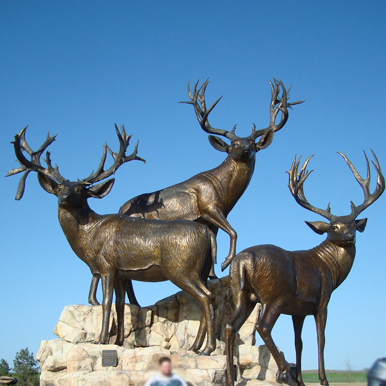 deer statues metal
