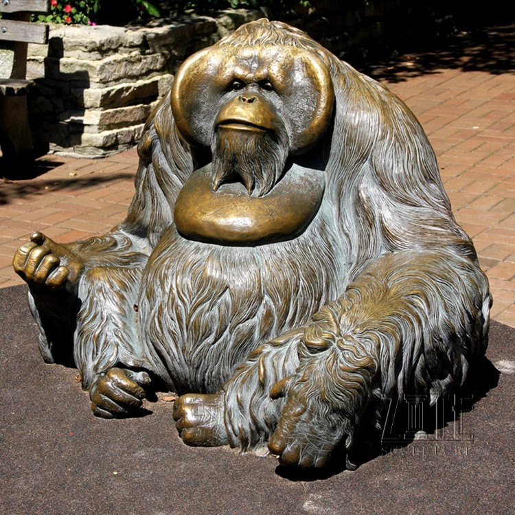 Old gorilla sculpture -garden bronze statue|vivid sculpture